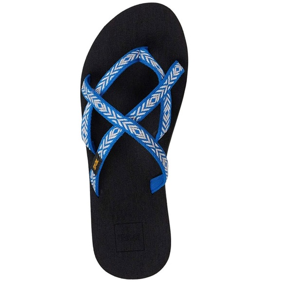 Teva Olowahu Strappy Sandals - Picture 1 of 4